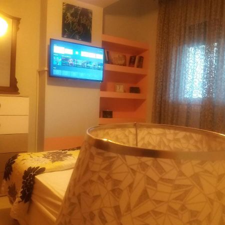 Apartment With Balcony And Parking Kavála ภายนอก รูปภาพ