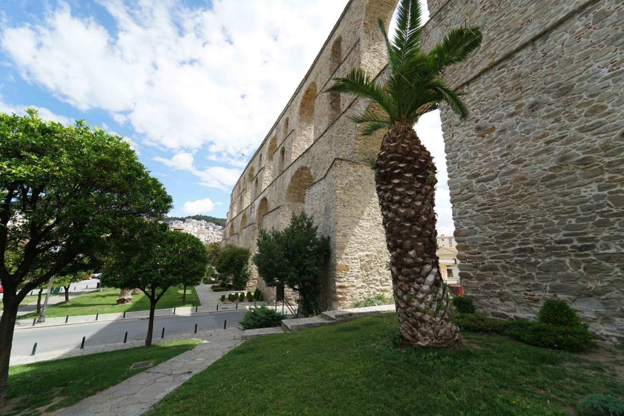 Apartment With Balcony And Parking Kavála ภายนอก รูปภาพ