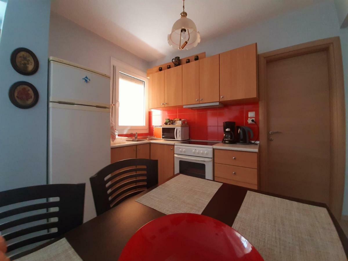 Apartment With Balcony And Parking Kavála ภายนอก รูปภาพ