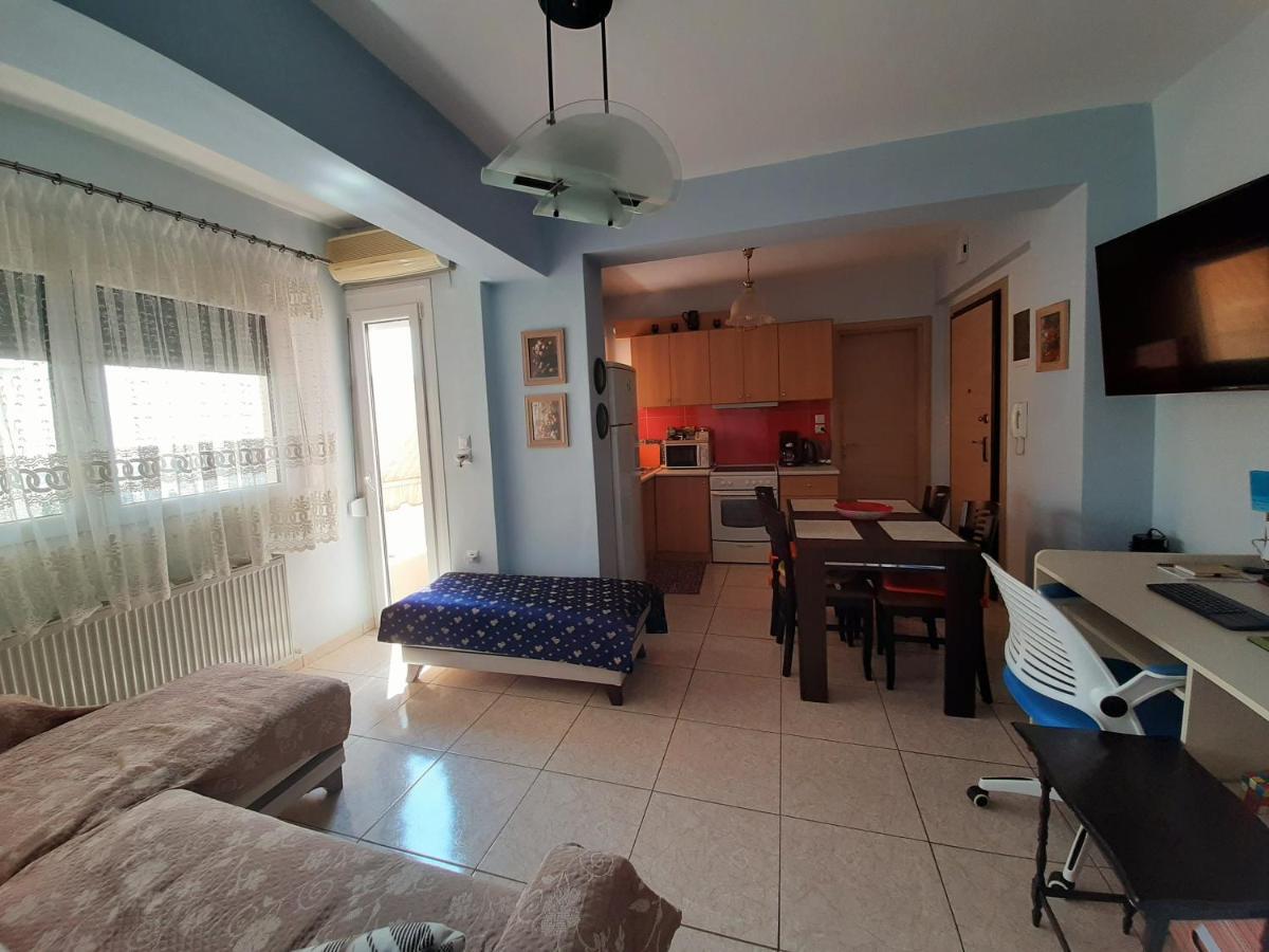 Apartment With Balcony And Parking Kavála ภายนอก รูปภาพ
